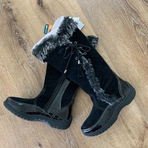 Sporto Waterproof Suede Tall Boot Size 5.5